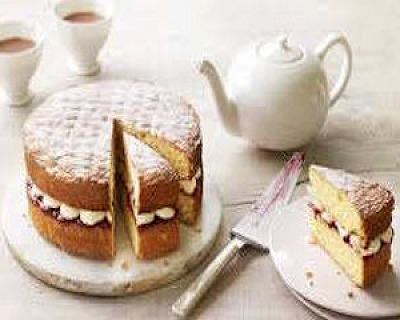 Victoria Sponge Cake LC